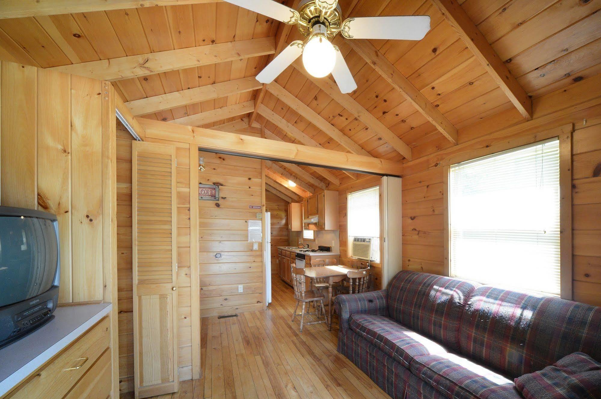 Lake George Escape - Campground Warrensburg Eksteriør bilde