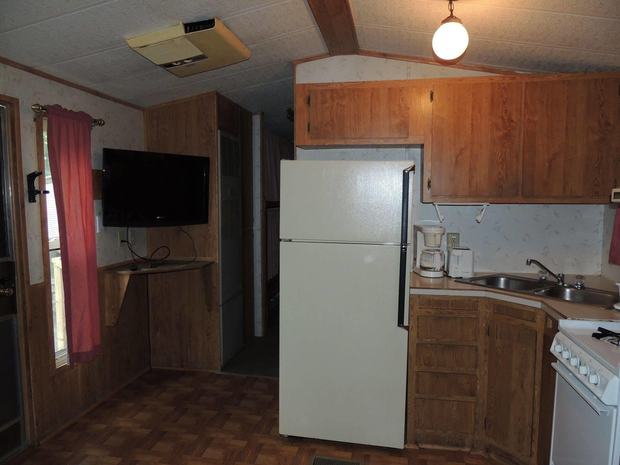 Lake George Escape - Campground Warrensburg Eksteriør bilde